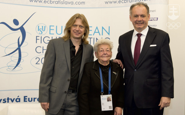 Hilda Múdra sa počas ME 2016 stretla aj s Jozefom Sabovčíkom (vľavo) a vtedajším prezidentom Andrejom Kiskom. 