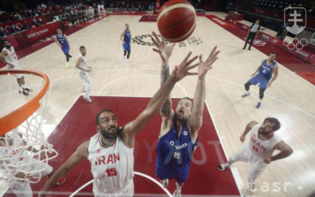 Basketbalisti Česka zdolali v dramatickom zauzlení Irán 84:78