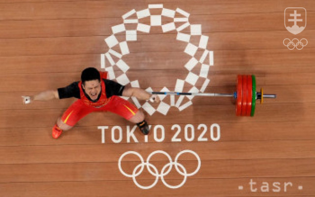 Š' Č'-jung triumfoval vo vzpieraní do 73 kg v novom svetovom rekorde