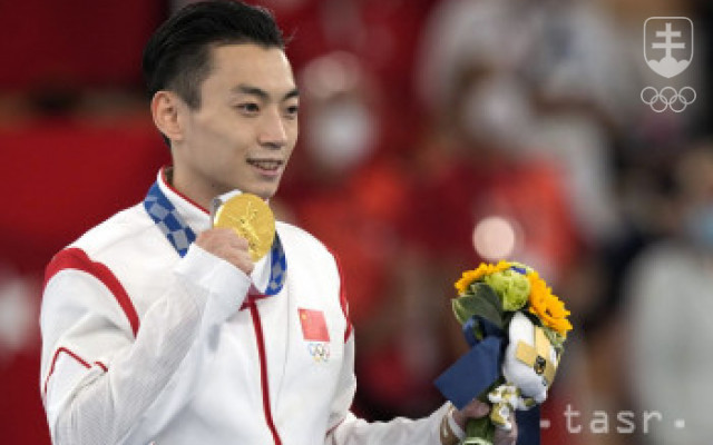 Na bradlách triumfoval Číňan Cou Ťing-jüan