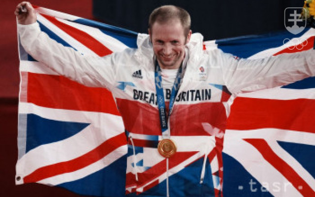 Brit Kenny obhájil zlato v keirine, má 7 zlatých medailí