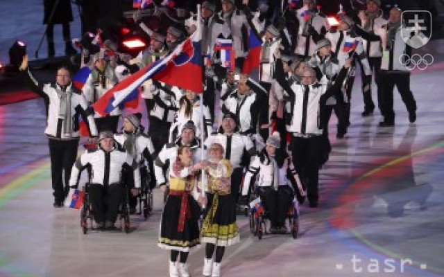 Návrat do roku 2018: Ledecká na lyžiach aj borde, triumfál Kuzminovej