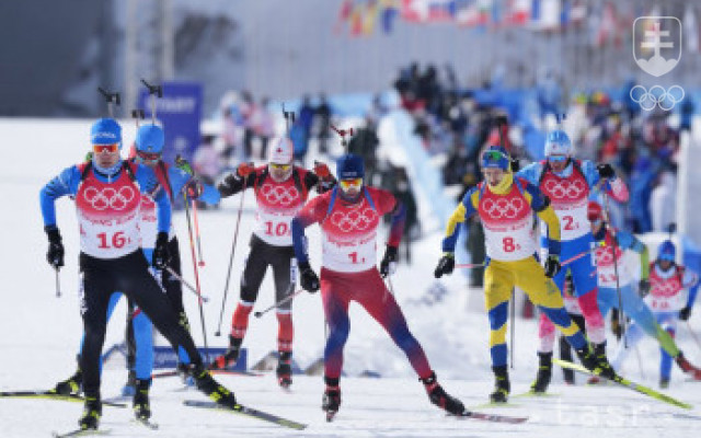 Nórski biatlonisti získali zlato v štafete, Slováci nedokončili