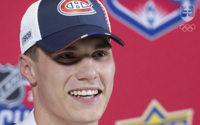 Juraj Slafkovský sa stal jednotkou tohtoročného draftu NHL.
