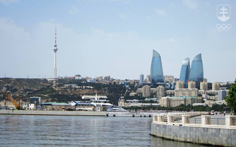 Scenéria Baku pri pohľade od Kryštálovej haly. FOTO: ĽUBOMÍR SOUČEK