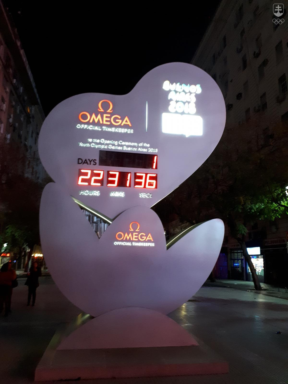 OMEGA hodiny odpočítavajú čas do začiatku hier v každom meste, ktoré hostí olympiádu.