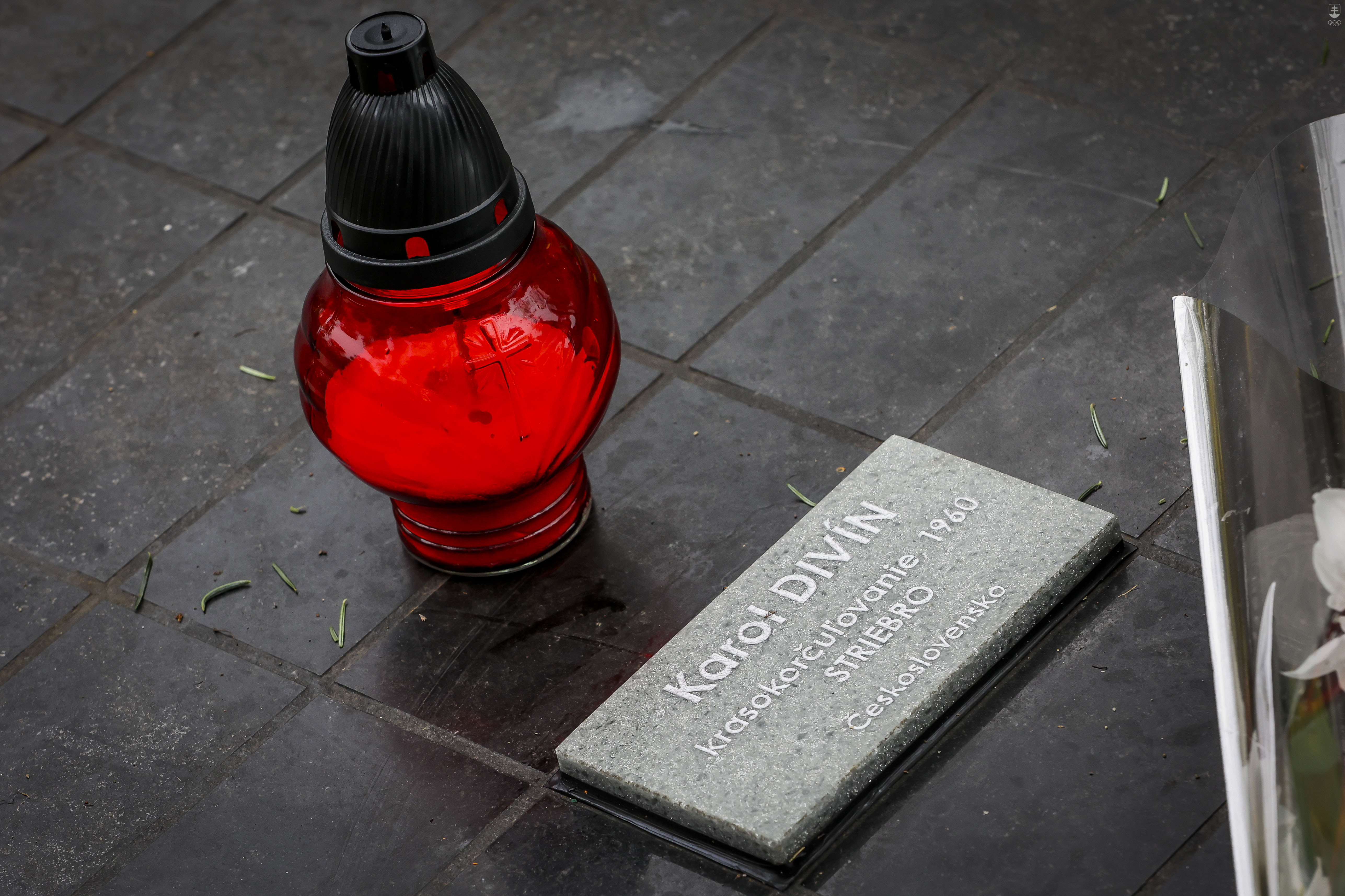 Na Národnom pamätníku olympionikov pribudla tabuľka na počesť Karola Divína.