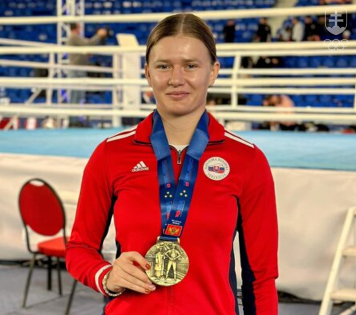 Jessica Triebeľová s bronzovou medailou z vlaňajších ME do 22 rokov v Budve.