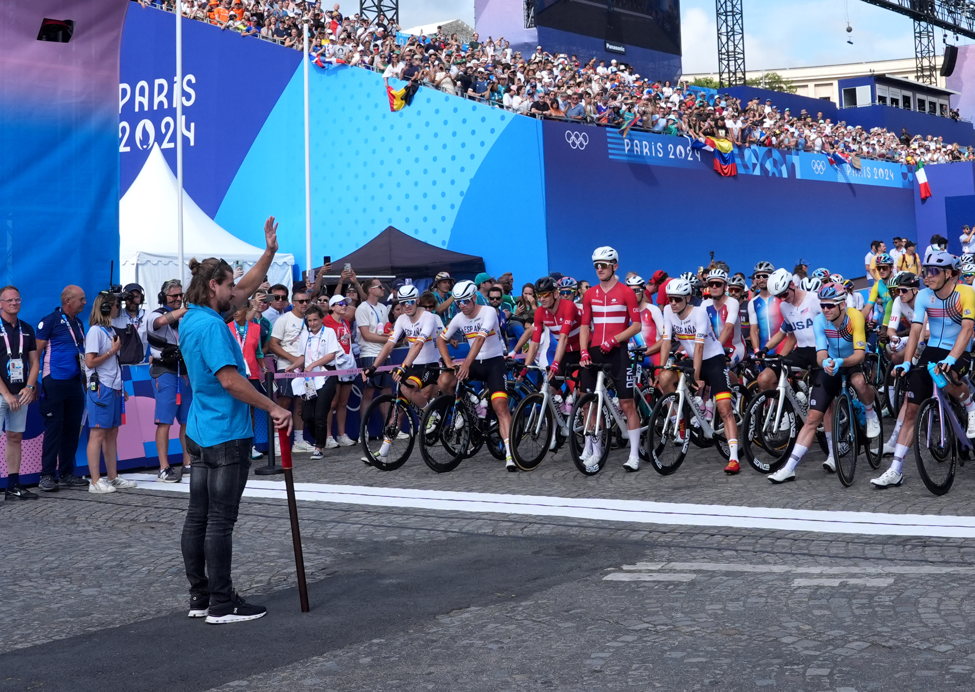 Peter Sagan štartuje olympijské preteky cyklistov v Paríži.